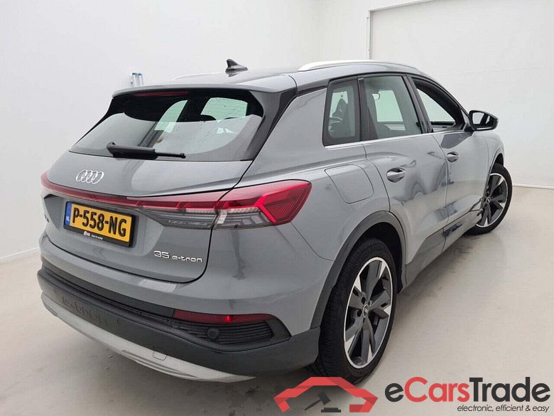 AUDI Q4 e-tron 35 L ed. Adv. 55 kWh #2