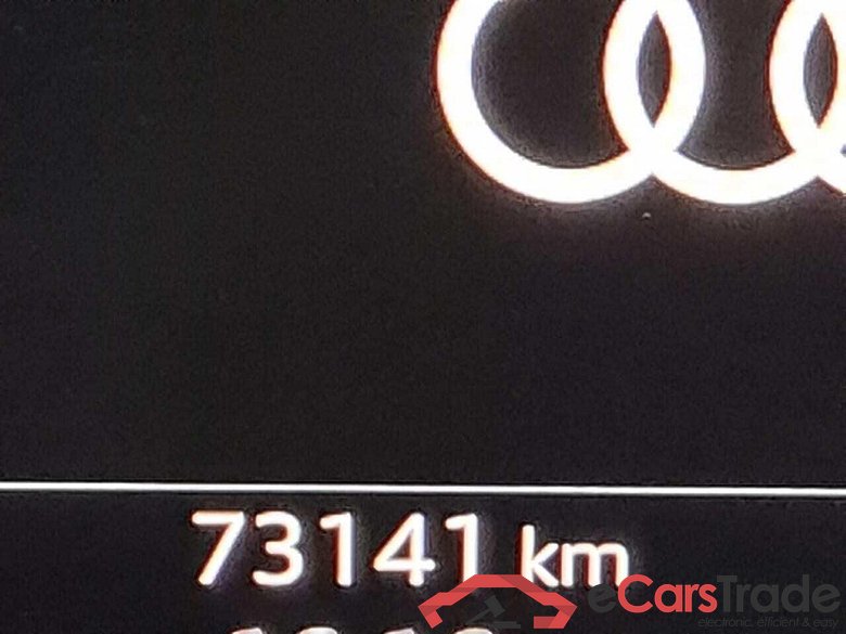 AUDI Q4 e-tron 35 L ed. Adv. 55 kWh #4