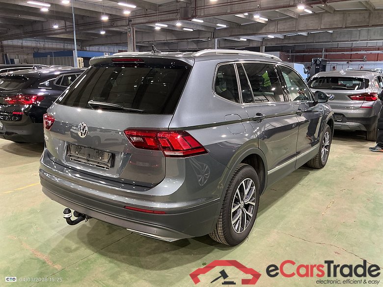 VOLKSWAGEN TIGUAN ALLSPACE DIESEL 2.0 TDi SCR Comfortline (EU6.2) #4