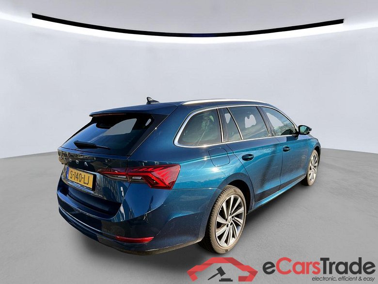 SKODA Octavia Combi 81 kW #6