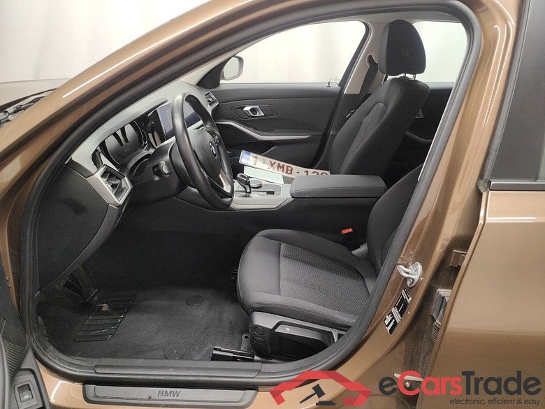 BMW 3 Reeks Touring 320i (135 kW) 5d #3