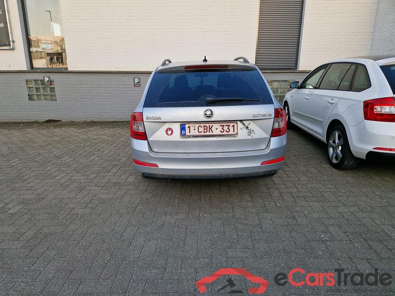 SKODA Octavia Combi Octavia Combi Ambition 1,6 TDI 81 kW 5-speed mech. #1