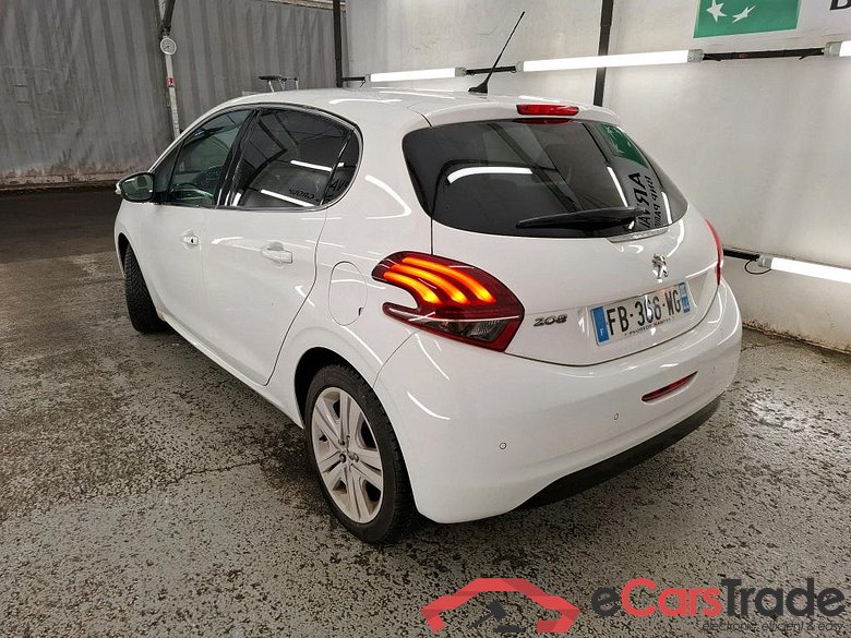 208 Allure Business 1.2 PureTech 110CV BVM6 E6dT #2