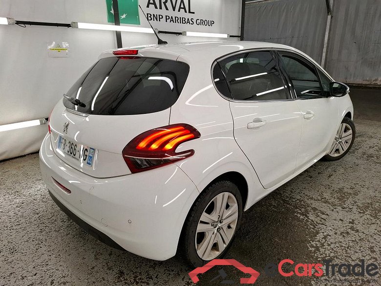 208 Allure Business 1.2 PureTech 110CV BVM6 E6dT #3