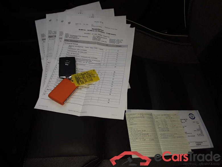 Volvo V60 Kombi (2018->) DE - Kb5 T6 Twin Engine AWD PHEV EU6d, R Design Plug-In AWD (E6d), 2021 - 2021 #2