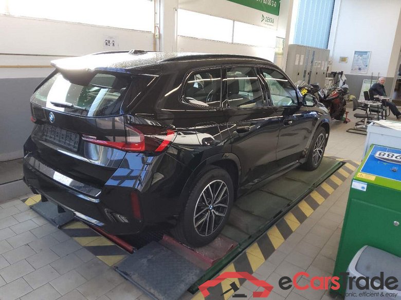BMW X1 (U11)(2022->) DE - SUV5 18i EU6d, sDrive M Sport (OPF)(EURO 6d), 2022 - 2024 #3