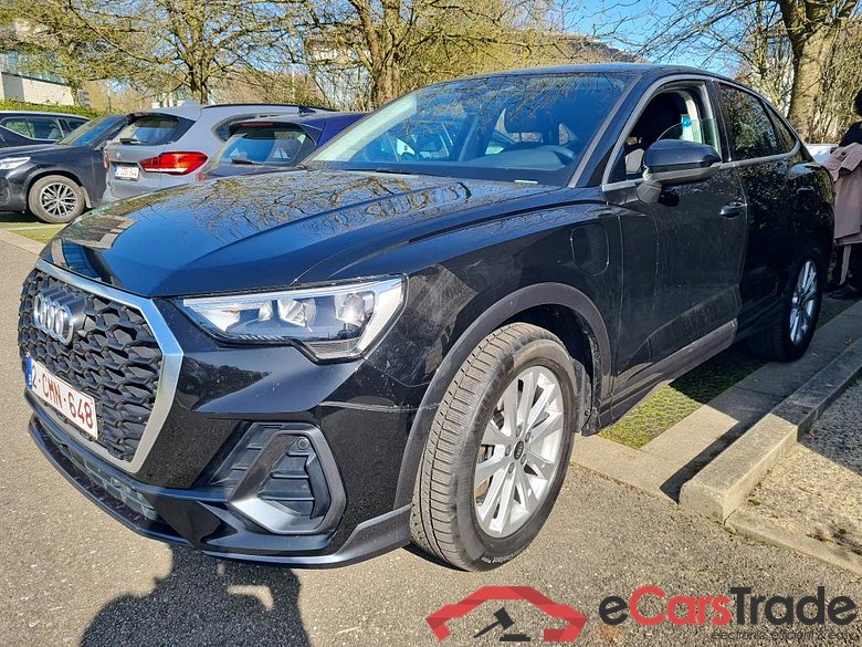 AUDI - AUD Q3 SB 45 TFSI e 245PK S-Tronic Pack Business Plus With Heated Seats & Cruise Control  * HYBRID *