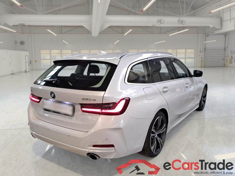 BMW SERIE 3 / 2022 / 5P / STATION WAGON 330E XDRIVE TOURING AUTO #2