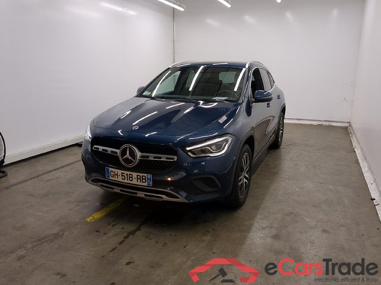 MERCEDES-BENZ GLA / 2020 / 5P / SUV 2.0 GLA 200 D BUSINESS LINE DCT