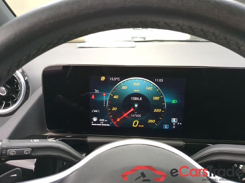 MERCEDES-BENZ GLA / 2020 / 5P / SUV 2.0 GLA 200 D BUSINESS LINE DCT #6