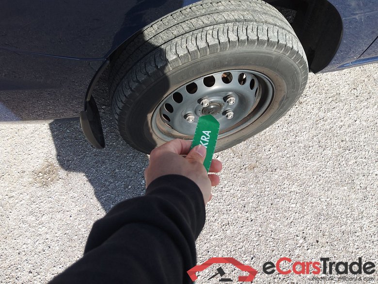 FORD Transit Custom Kombi 2.0 EcoBlue 96 kW (130 CV) Manual 6 vel. (BATALLA  Trend #6