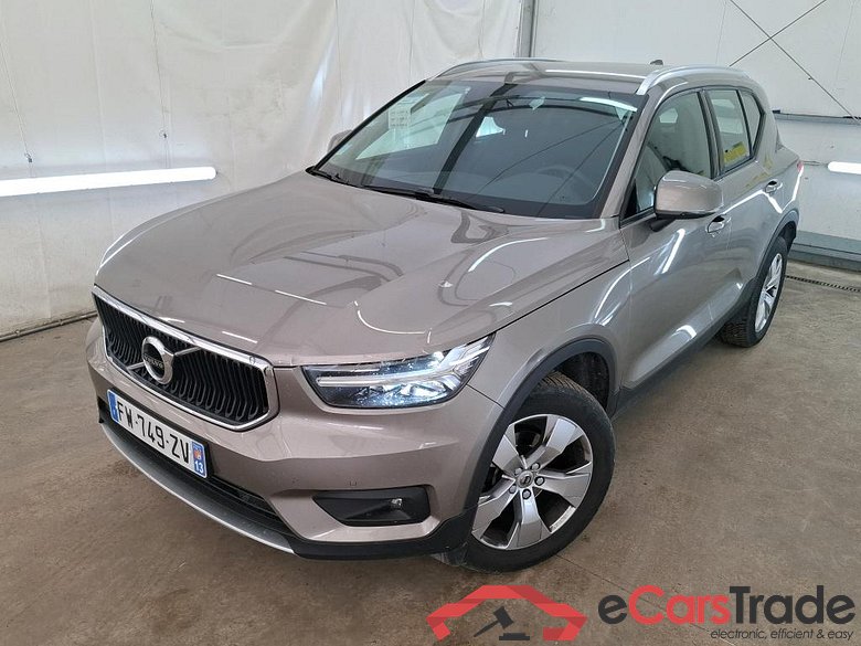 XC40 Momentum 2WD 1.5 130CV BVA8 E6d #1