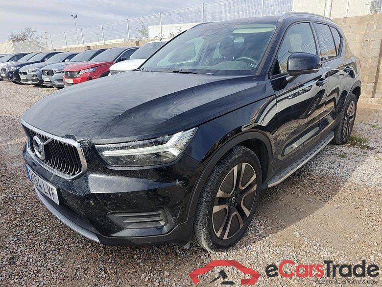 VOLVO XC40 / 2017 / 5P / todoterreno 1.5 T3 Momentum Pro