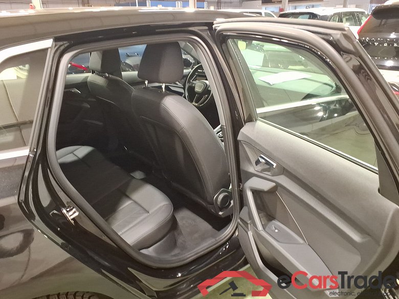 AUDI A3 1.4 40 TFSI E S TRON. ADVANCED SPORTBACK #5