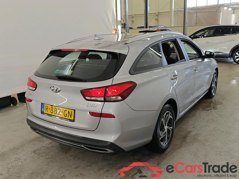 Hyundai i30 Wagon 1.0 T-GDI MHEV Comfort Smart 5d #2