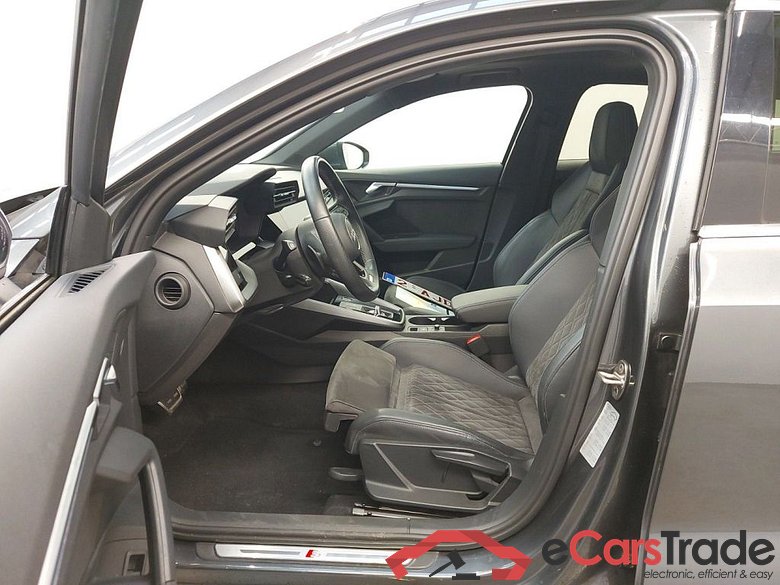 Audi A3 Sportback 1.4 40 TFSI e S Line 5d #3