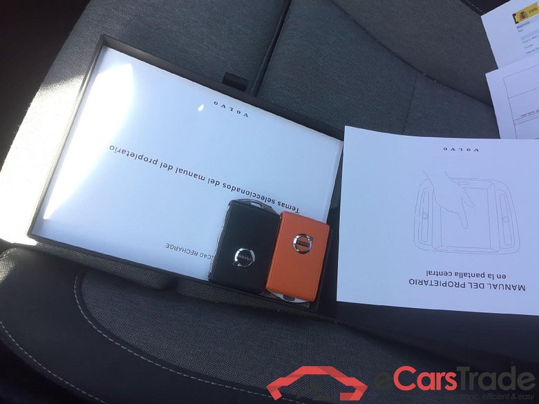 VOLVO XC40 todoterreno 1.5 T4 Recharge PHEV Plus Dark Auto 210 CV 10 kWh #5