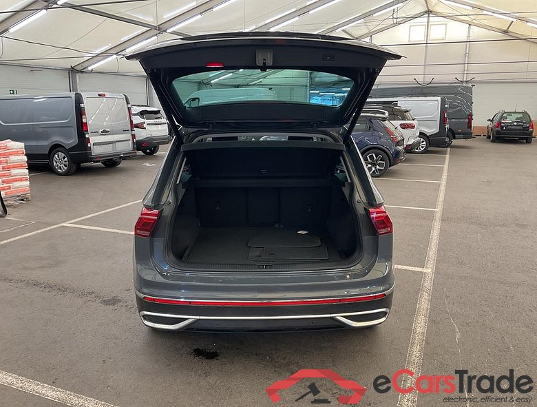 VOLKSWAGEN Tiguan Elegance 1.5 TSI ACT OPF 110 kW (150 ch) 7 vitesses DSG #3
