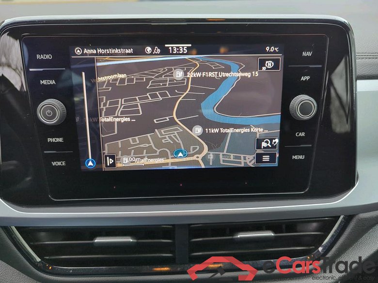 VOLKSWAGEN T-Roc 81 kW #2