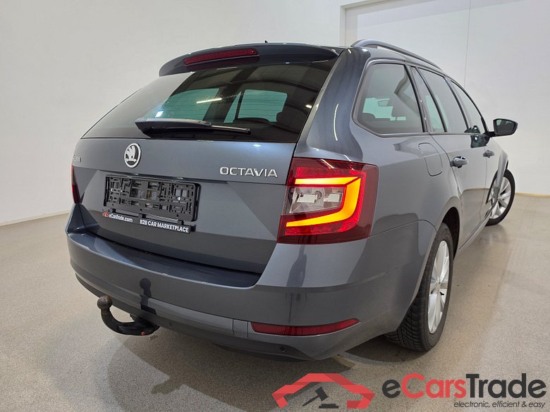 Skoda Octavia 1.6 CRTDI Ambition Navi Klima PDC ... #4