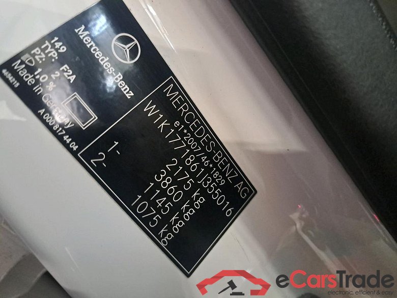 Mercedes-Benz A-Klasse Limousine A 250 e 8G-DCT Bus Sol Luxury Limited 4d + Pano #6