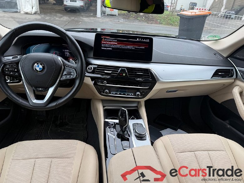 Baureihe 5 Touring 530 d xDrive 3.0 210KW AT8 E6d #3