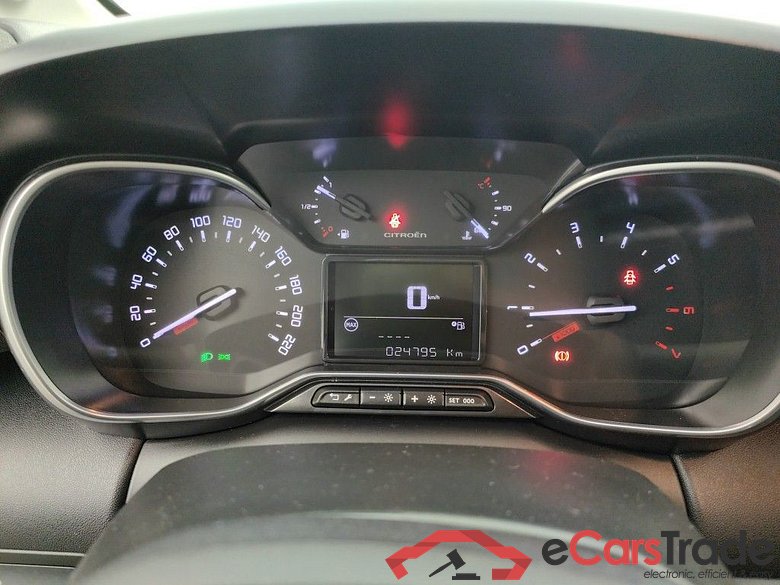 Citroën C3 Aircross 1.5 BlueHDi 110 S&S MAN6 Shine 5d #4