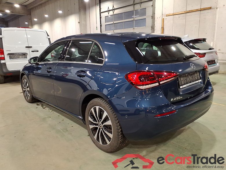 MERCEDES-BENZ A-CLASS 1.3 A 250 E DCT BUSINESS SOLUTION #2