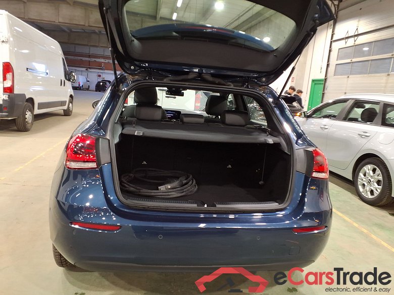 MERCEDES-BENZ A-CLASS 1.3 A 250 E DCT BUSINESS SOLUTION #3