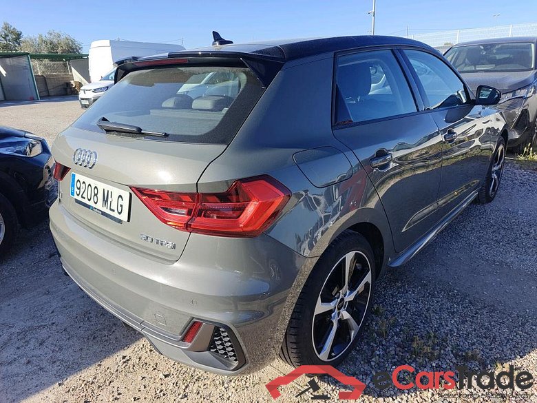 A1 Sportback 30 TFSI Adrenalin 1.0 TFSI 110CV AT7 E6d #2