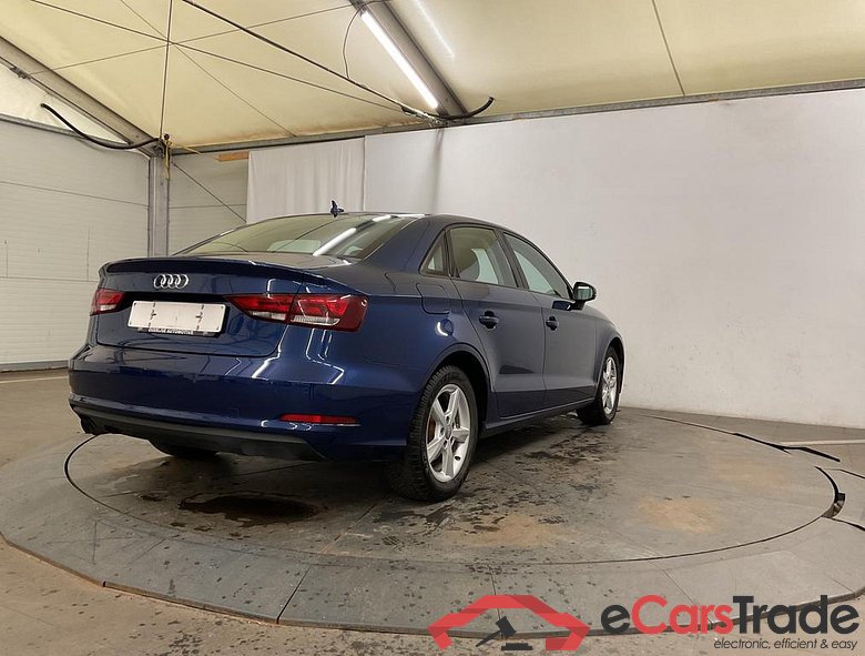 AUDI A3 Sedan Audi A3 Attraction  Limousine 1.4 TFSI  92(125) kW(ch) 6 vitesses #2