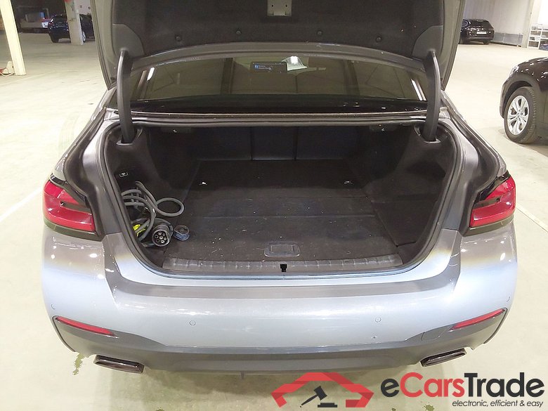 BMW 5 SERIES BERLINE 2.0 520E AUTO #3