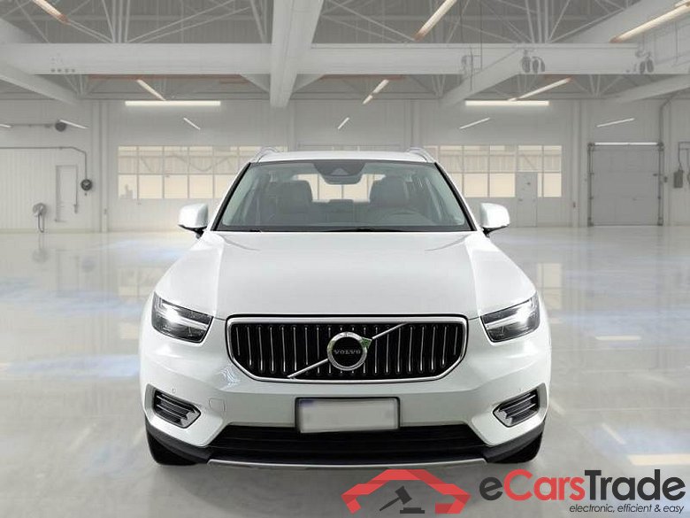 VOLVO XC40 / 2017 / 5P / SUV T5 PLUG-IN HYBRID AUTO RECHARGE INSCR. #6