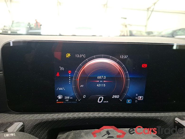 MERCEDES-BENZ Classe A Compact / 2018 / 5P / Berline A 180 d Business Line 8G-DCT #6