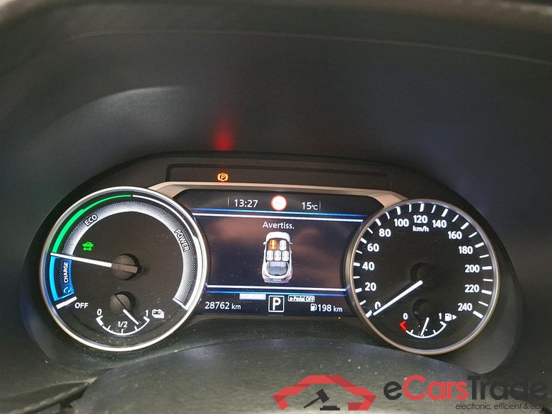 NISSAN Juke / 2019 / 5P / Crossover Hybrid 143 Business+ #6