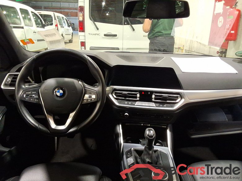 BMW 3 SERIES TOURING 2.0 318D (110KW) TOURING #6