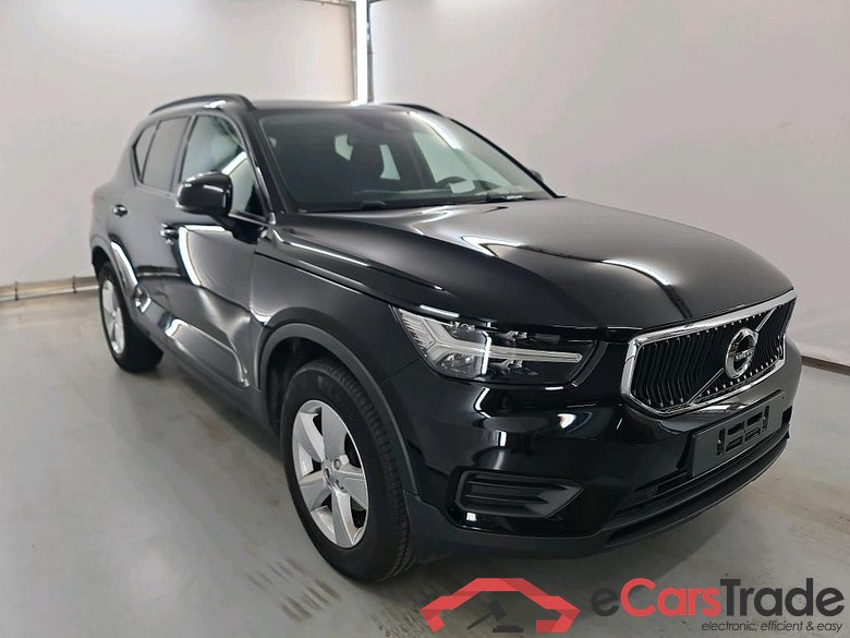 VOLVO XC40 1.5 T2 MOMENTUM CORE #2