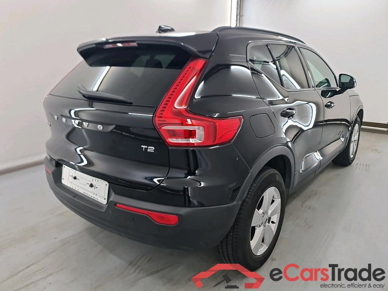 VOLVO XC40 1.5 T2 MOMENTUM CORE #4