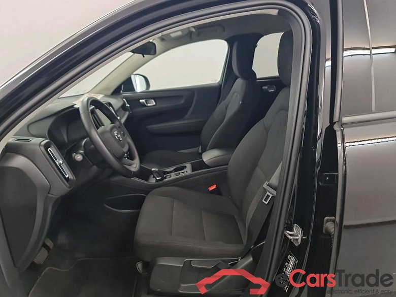 VOLVO XC40 1.5 T2 MOMENTUM CORE #5