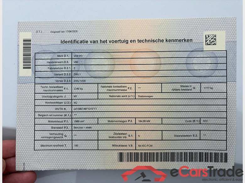 VOLVO V60 2.0 B5 MHEV R-Design Geartronic #5