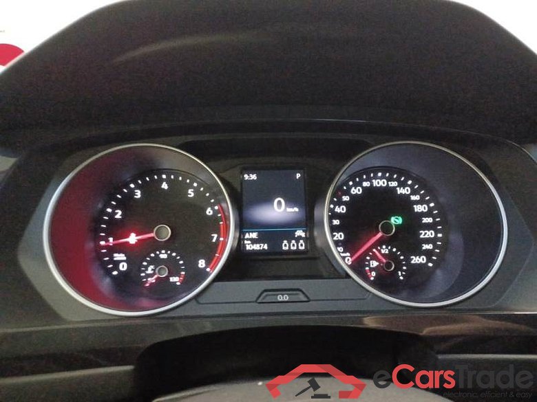VOLKSWAGEN TIGUAN / 2020 / 5P / SUV 1.5 TSI ACT 110KW LIFE DSG #4