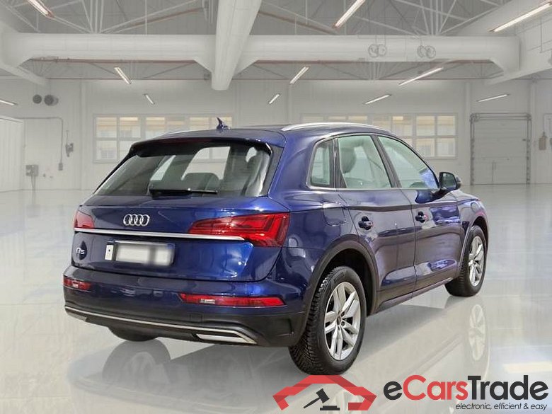 AUDI Q5 / 2020 / 5P / SUV 35 TDI BUSINESS S TRONIC #2
