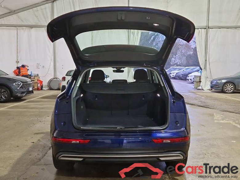 AUDI Q5 / 2020 / 5P / SUV 35 TDI BUSINESS S TRONIC #5
