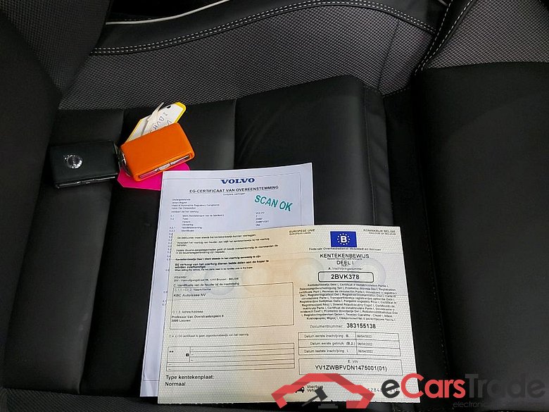 VOLVO - VOL V60 T6 Recharge 341PK 4x4 Geartronic R-Design Pack Lounge & Business Pack II & Harman Kardon Sound & 19 Inch Alloy   * HYBRID * #4