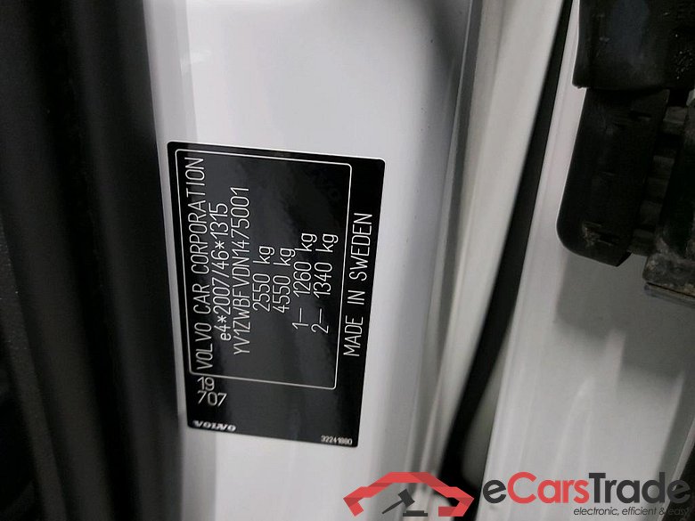 VOLVO - VOL V60 T6 Recharge 341PK 4x4 Geartronic R-Design Pack Lounge & Business Pack II & Harman Kardon Sound & 19 Inch Alloy   * HYBRID * #6