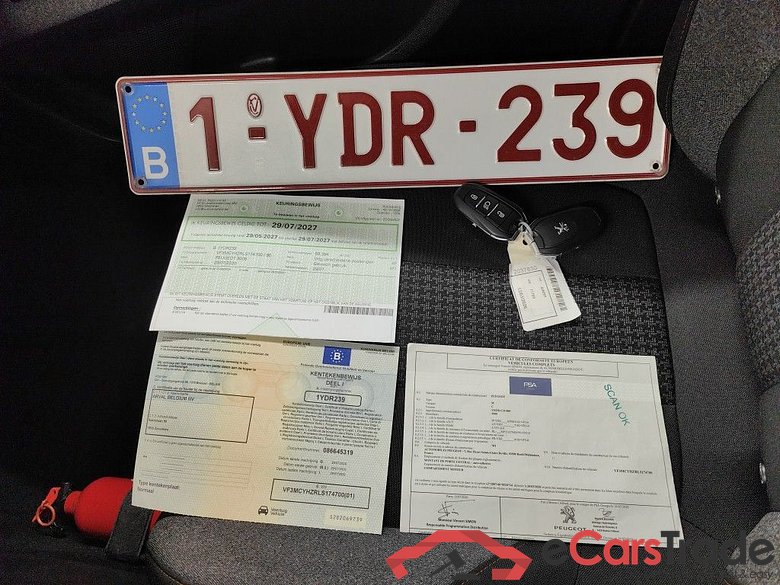 Peugeot 3008 1.5 BlueHDi 96kW S&S EAT8 Active 5d #4