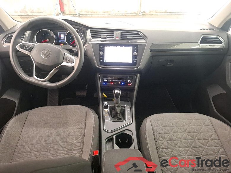 VOLKSWAGEN Tiguan / 2020 / 5P / SUV 1.5 TSI 150 DSG7 Life Busines #5