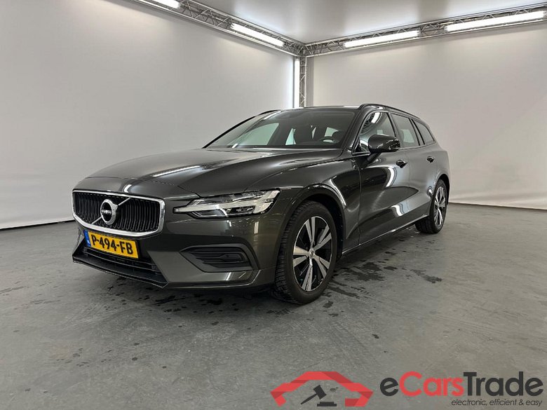VOLVO V60 2.0 B3 Momentum