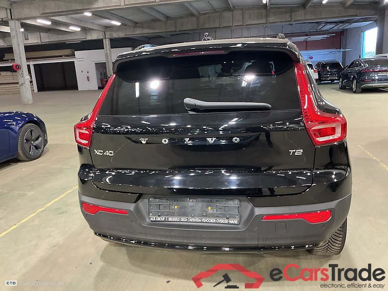 VOLVO XC40 1.5 T2 PLUS LIMITED EDITION AUTO #5