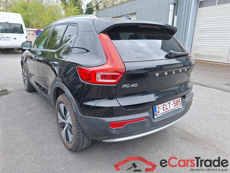 VOLVO XC40 1.5 T4 PHEV PLUS BRIGHT DESIGN DCT #3